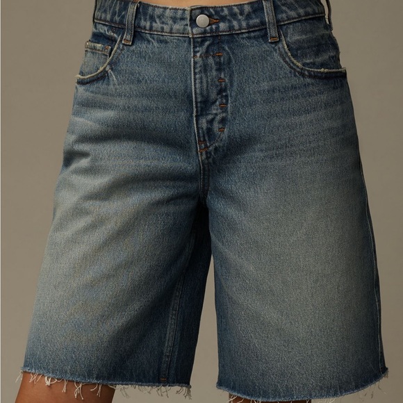 New! Anthropologie Pilcro Classic Bermuda Jean Shorts Size 30 NWT - Picture 2 of 7